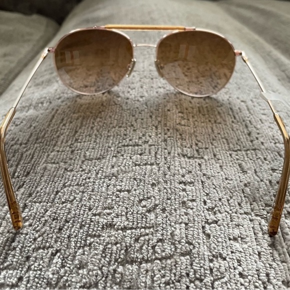 SALE ! Tod’s #0400014823253 Avaitor Sunglasses  Original Leather Semi Rigid Case - Picture 3 of 8